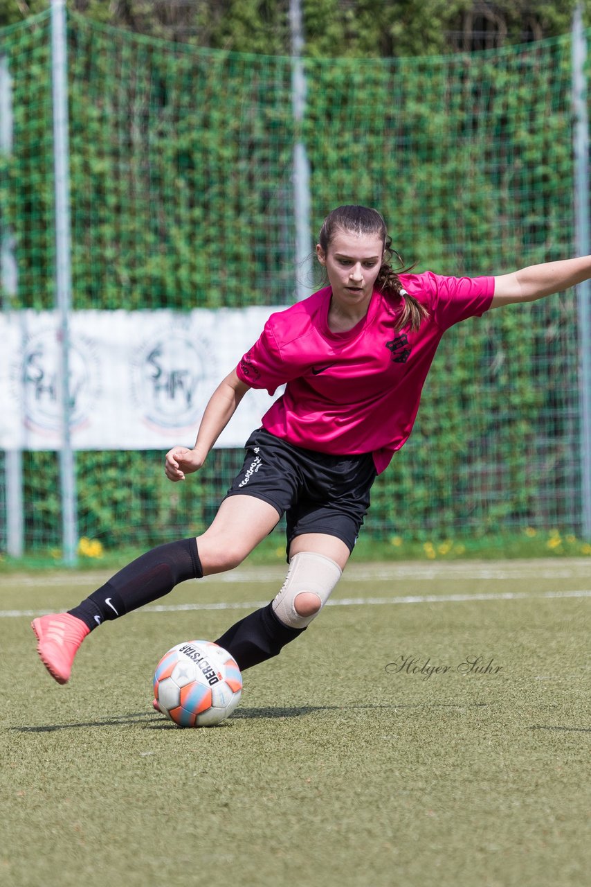 Bild 151 - B-Juniorinnen Pokalfinale SV Henstedt Ulzburg - SG Holstein Sued : 2:0